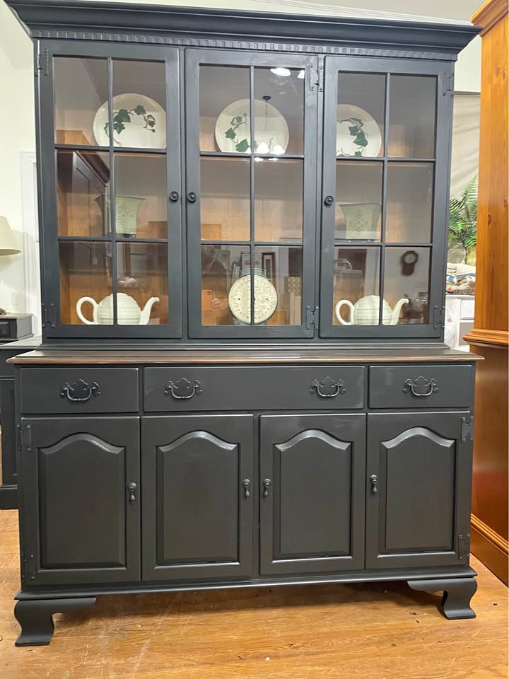 Ethan Allen Step Back Hutch