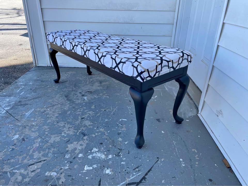 Bedroom/Entryway Bench