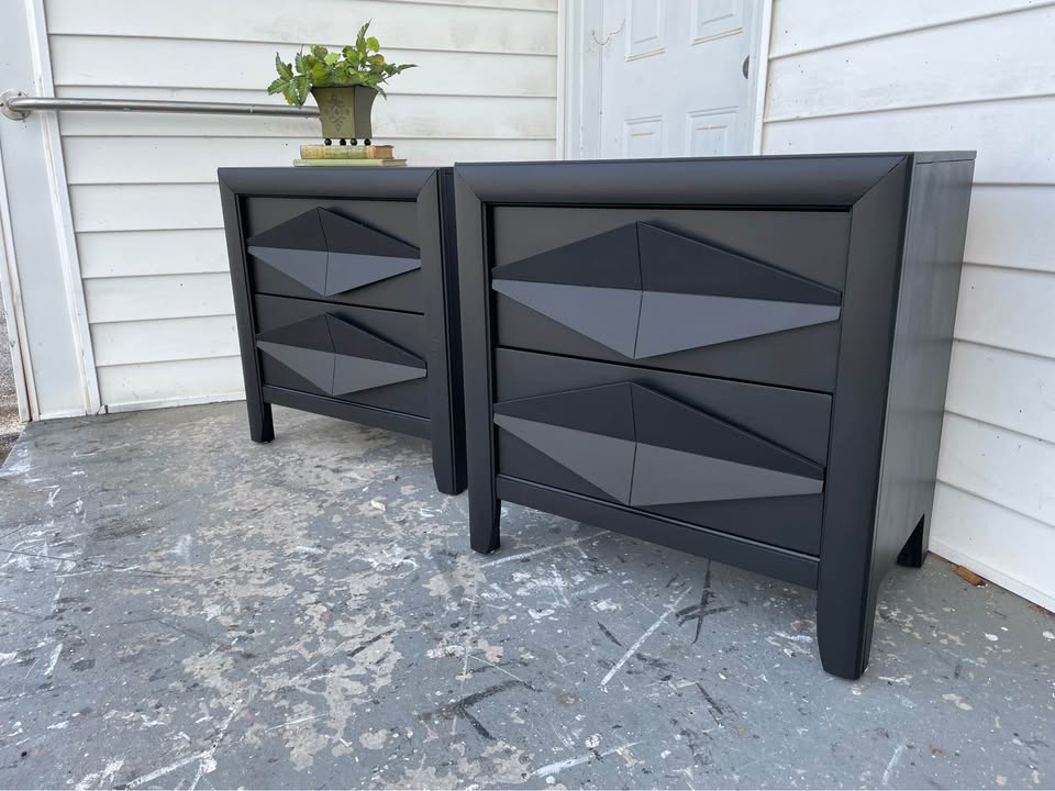Modern Pair Black Nightstands