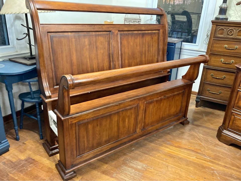 Solid Wood Queen Bed