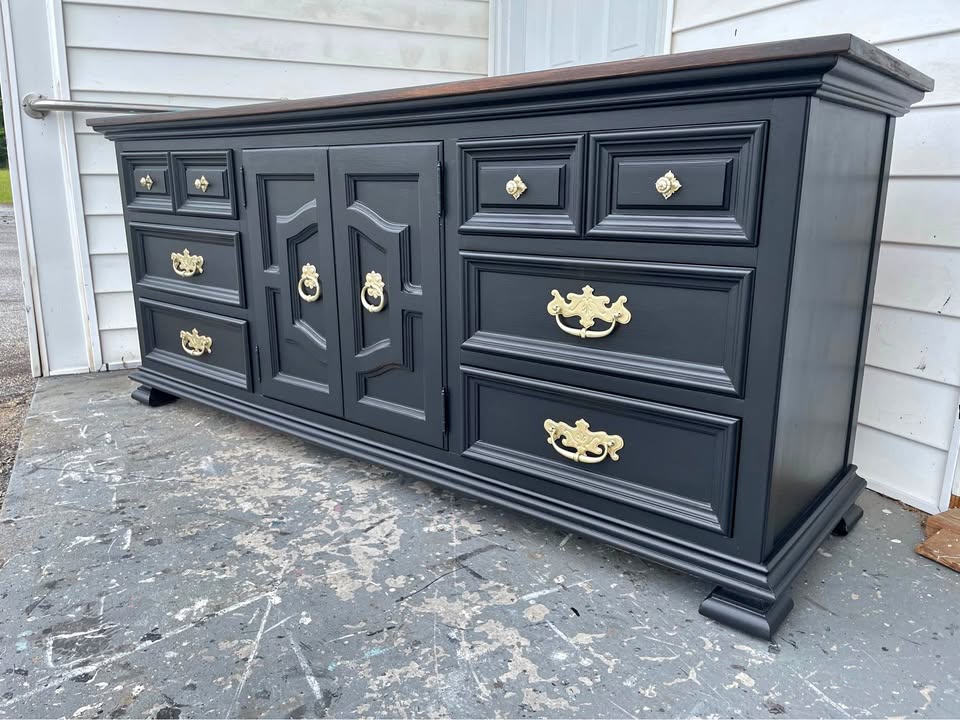 Thomasville Long Dresser – My Store