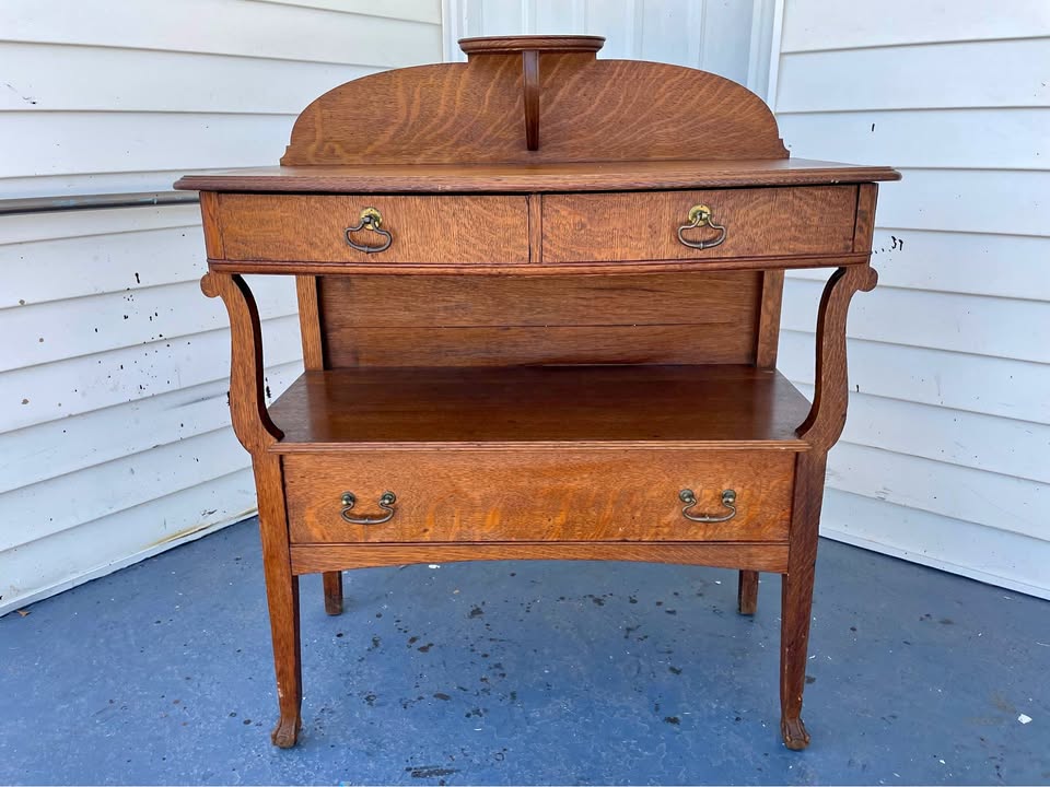 Antique Tiger Oak Buffet/Sideboard/Entryway Table