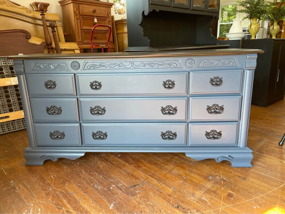 Webb Furniture Blue 9-Drawer Dresser