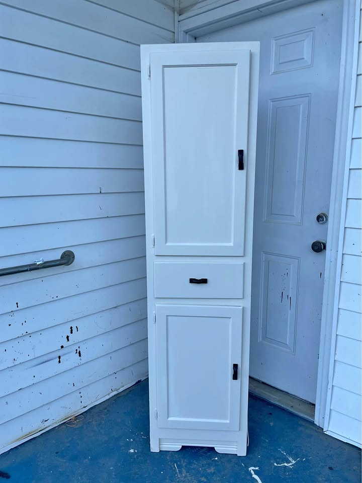 Vintage Medicine Cabinet/Pantry/Storage Cabinet