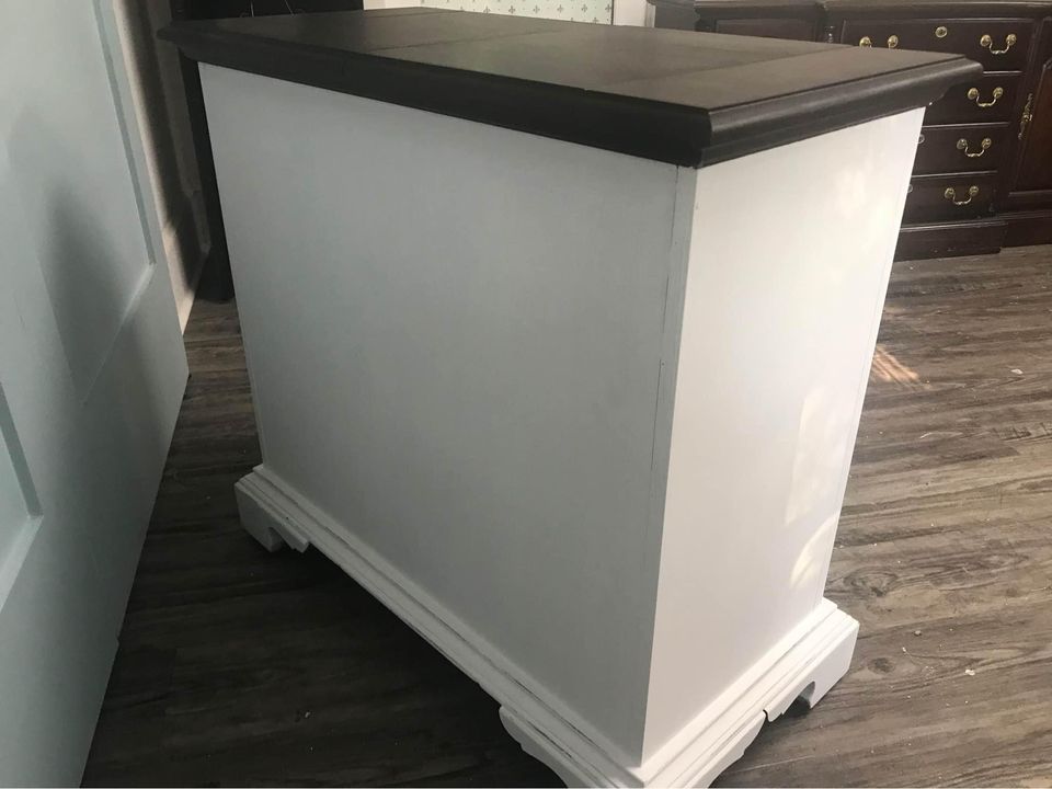 Buffet Server/Dry Bar