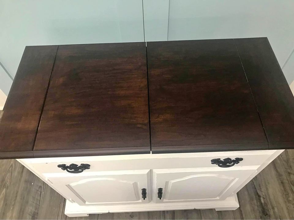 Buffet Server/Dry Bar