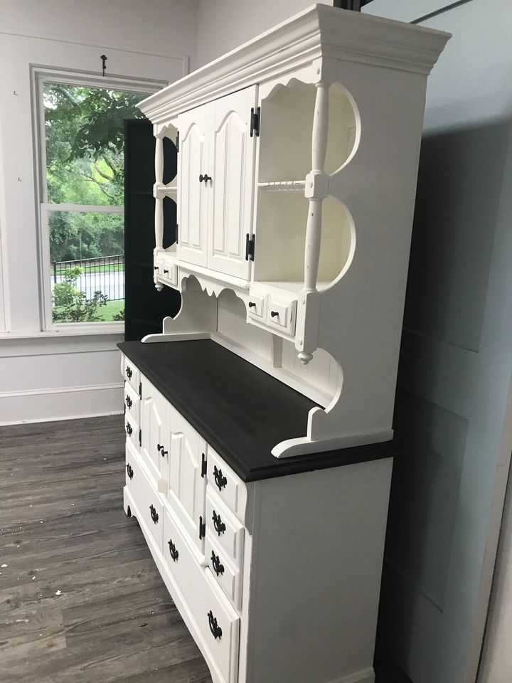 Farmhouse Hutch