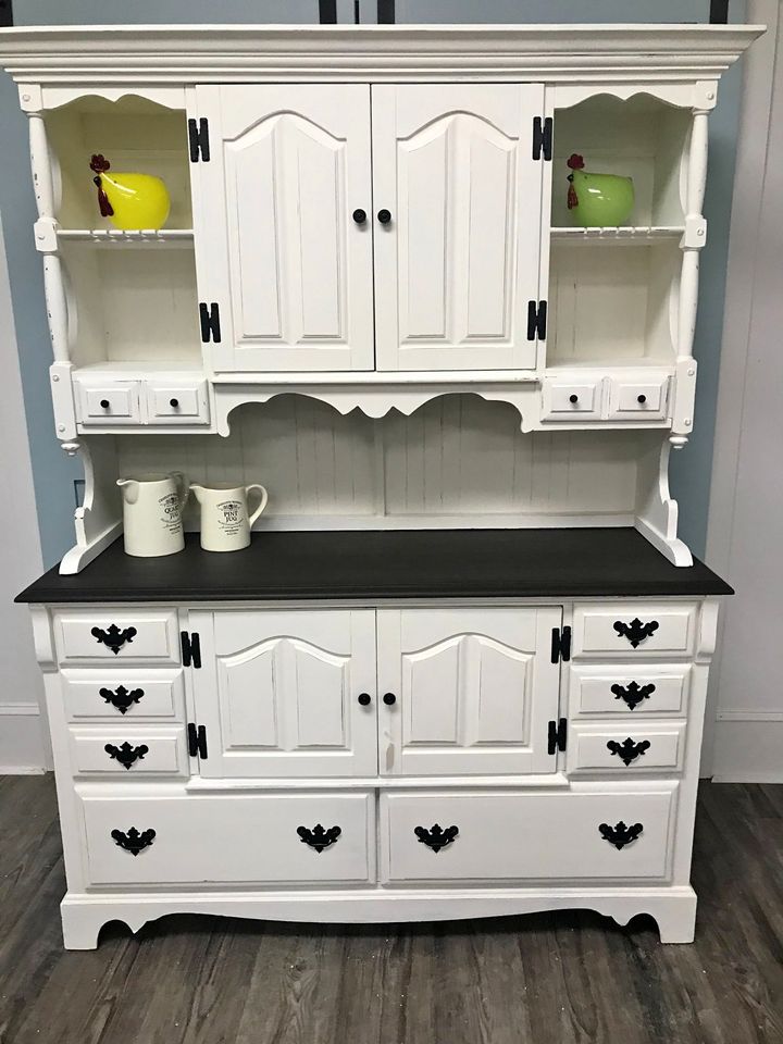 Farmhouse Hutch