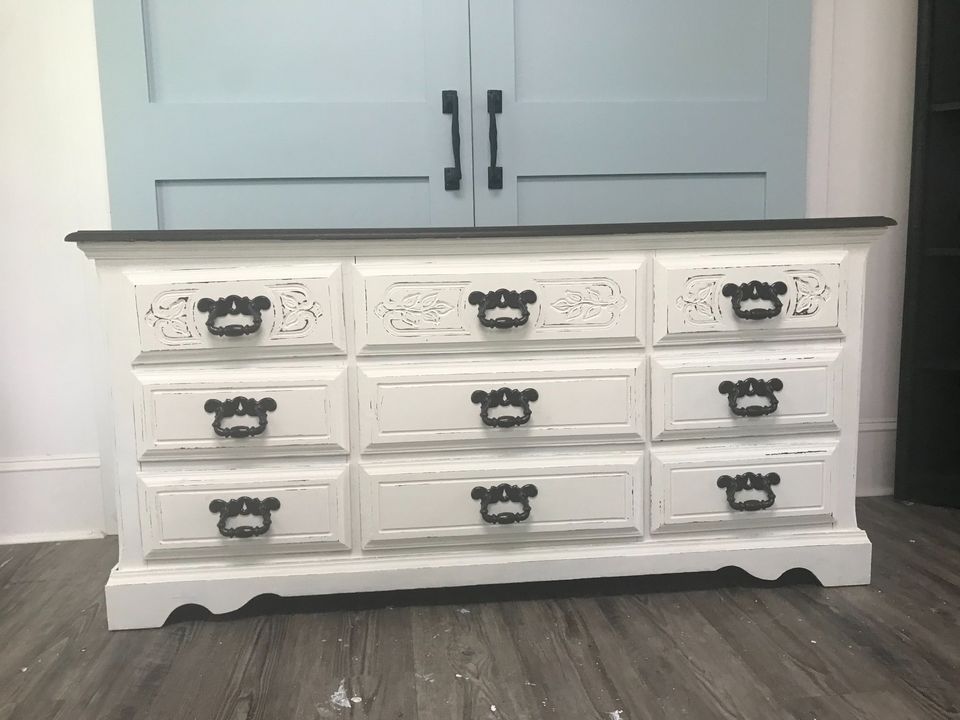 Farmhouse Dresser