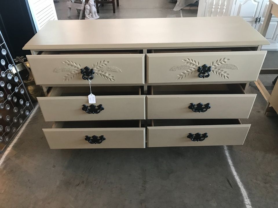 6 Drawer Dresser