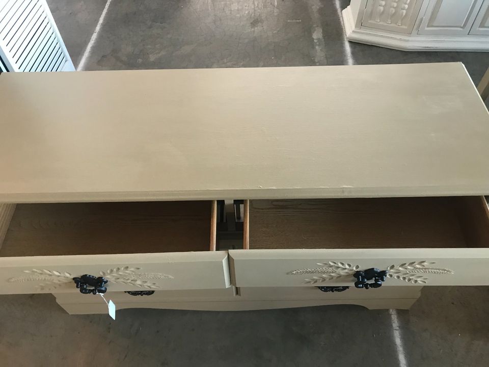 6 Drawer Dresser