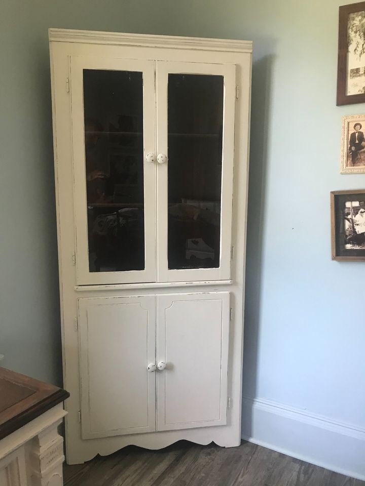 Farmhouse Corner Cabinet