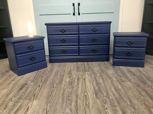 Dresser, twin bed and 2 Nightstands