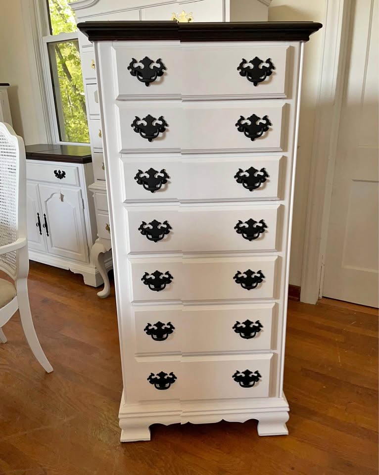 Kincaid Lingerie Chest