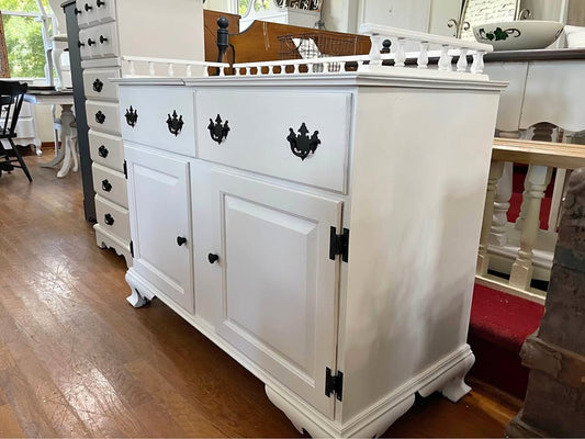 Sideboard/Buffet