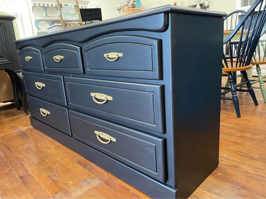 Long Dresser