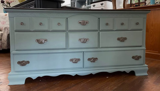 Bassett Farmhouse Dresser