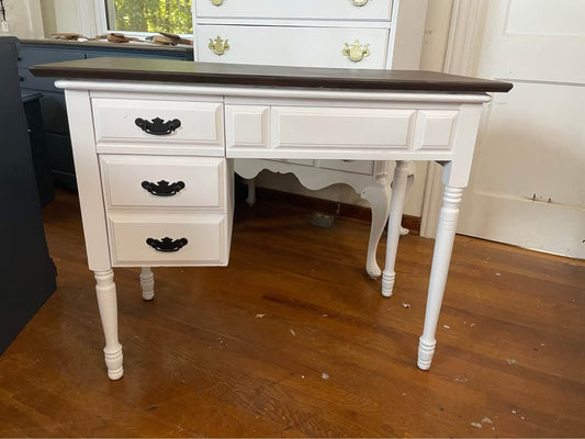 Vanity/ Desk
