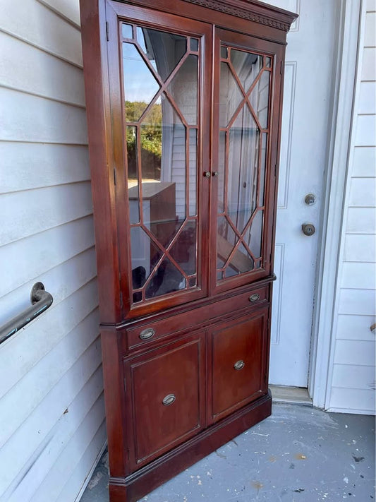 Corner Cabinet