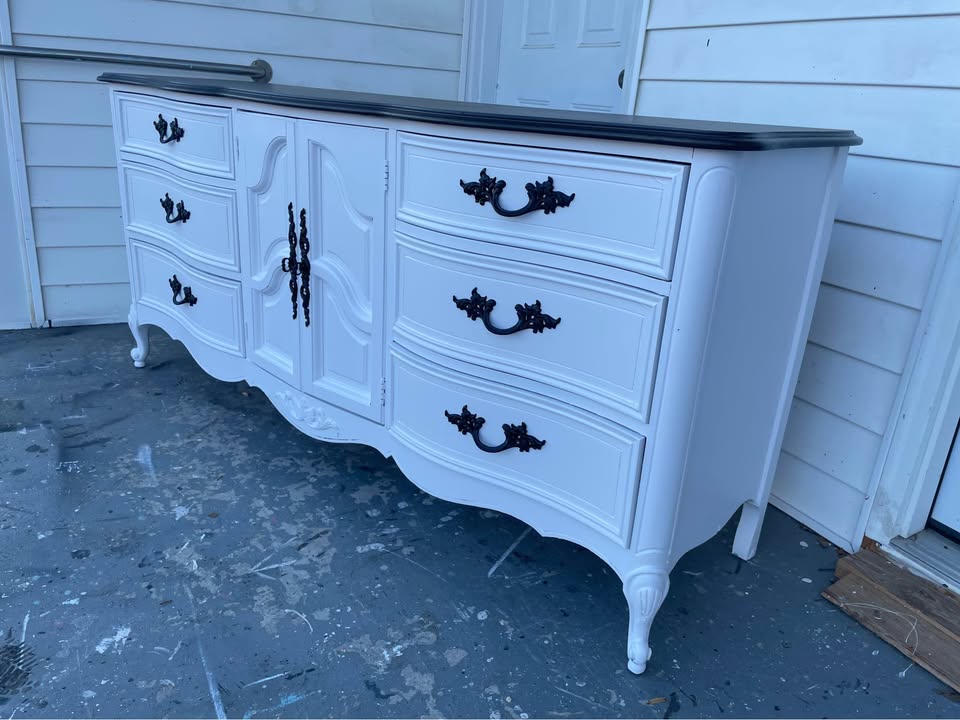 French Provincial Dixie Dresser