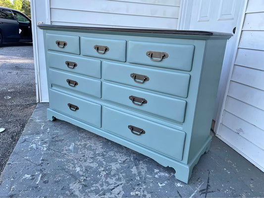 Link Taylor Solid Oak Dresser