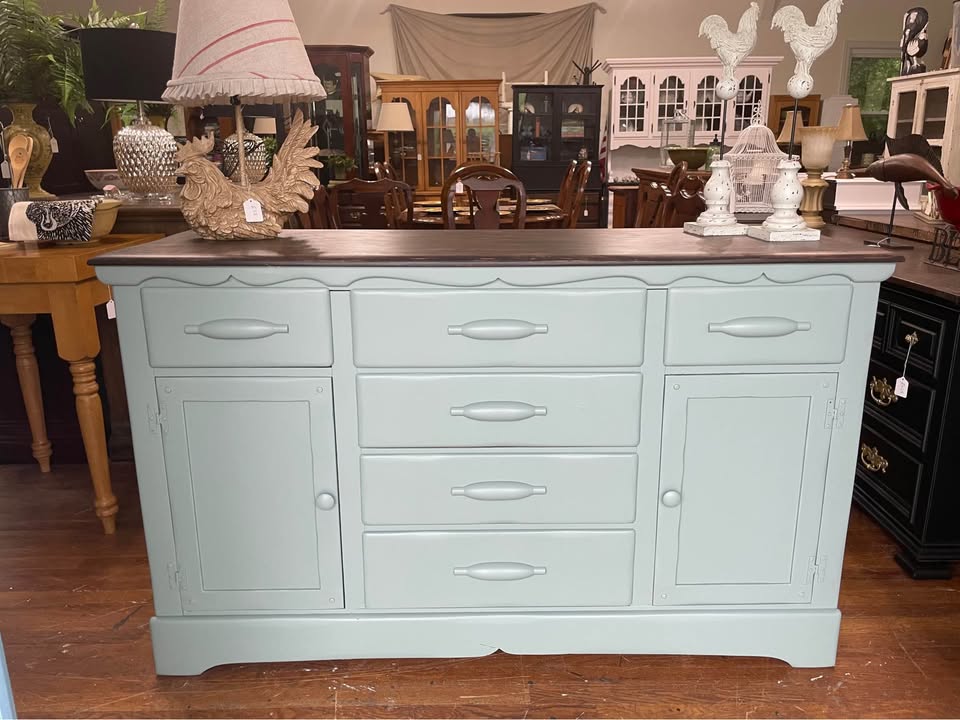 Solid Wood Sideboard/Buffet