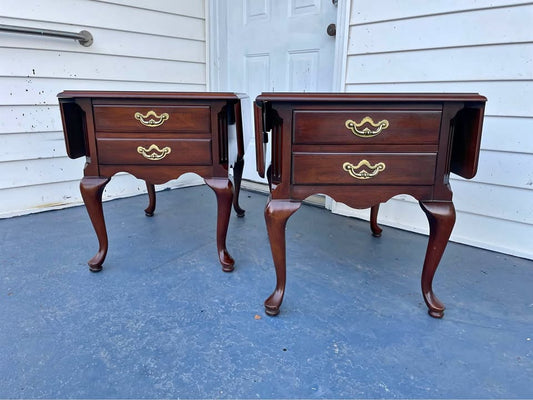 Thomasville Collectors Cherry Lamp Tables - Pair