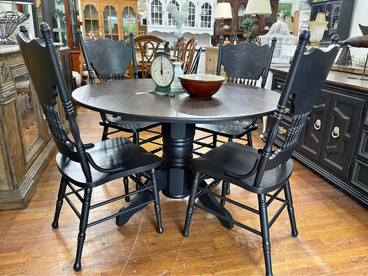 Round Pedestal Dining Table and 4 Chairs Set