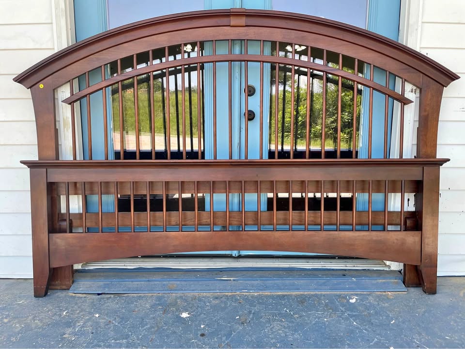 Solid Wood King or Queen Sized Bed
