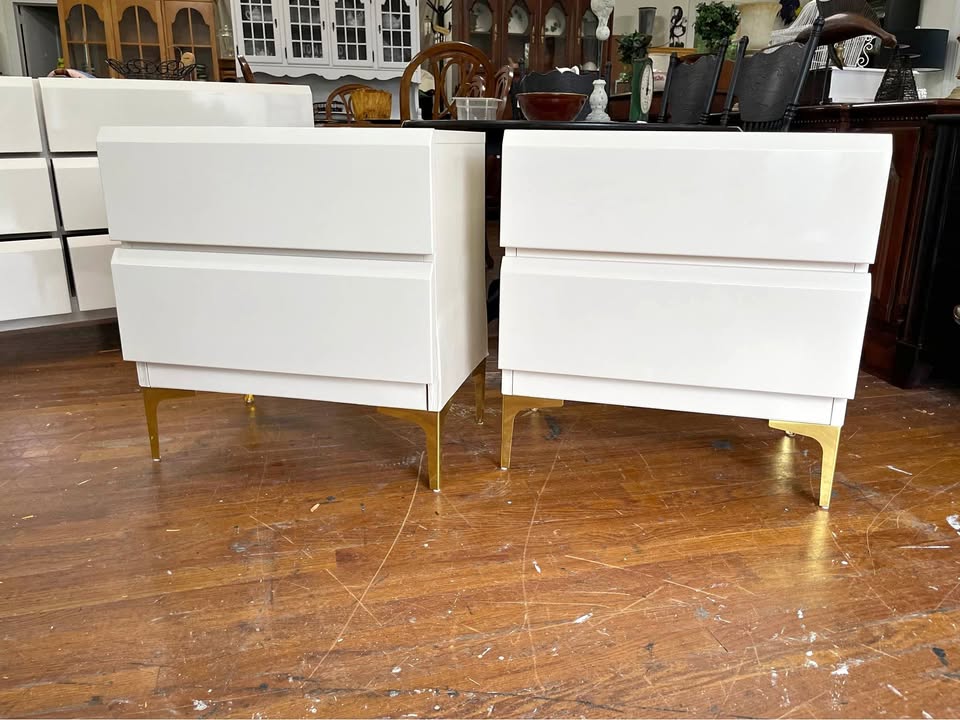 Pair of Lane White Lacquer Nightstands with Gold Legs