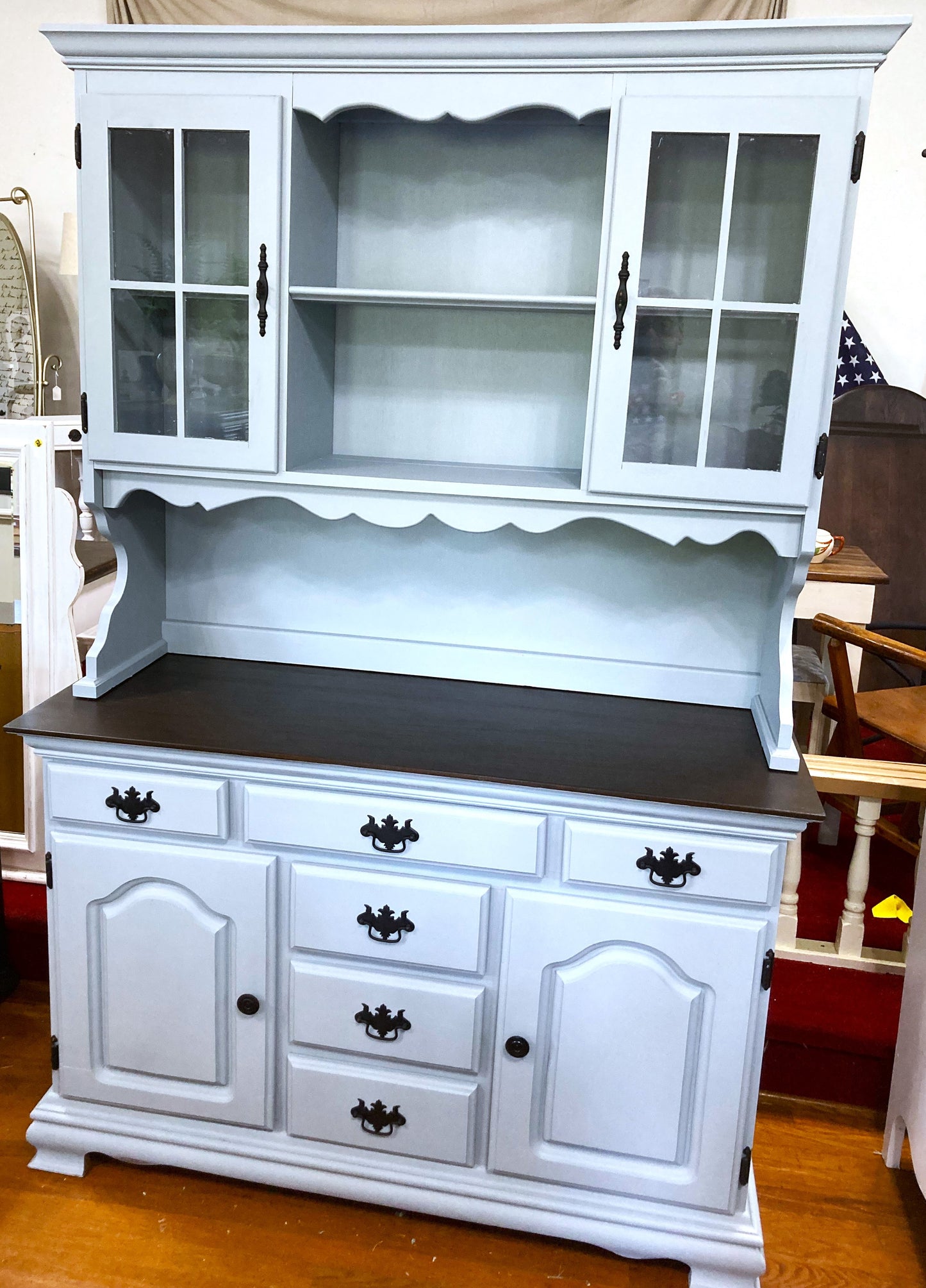 Farmhouse Hutch