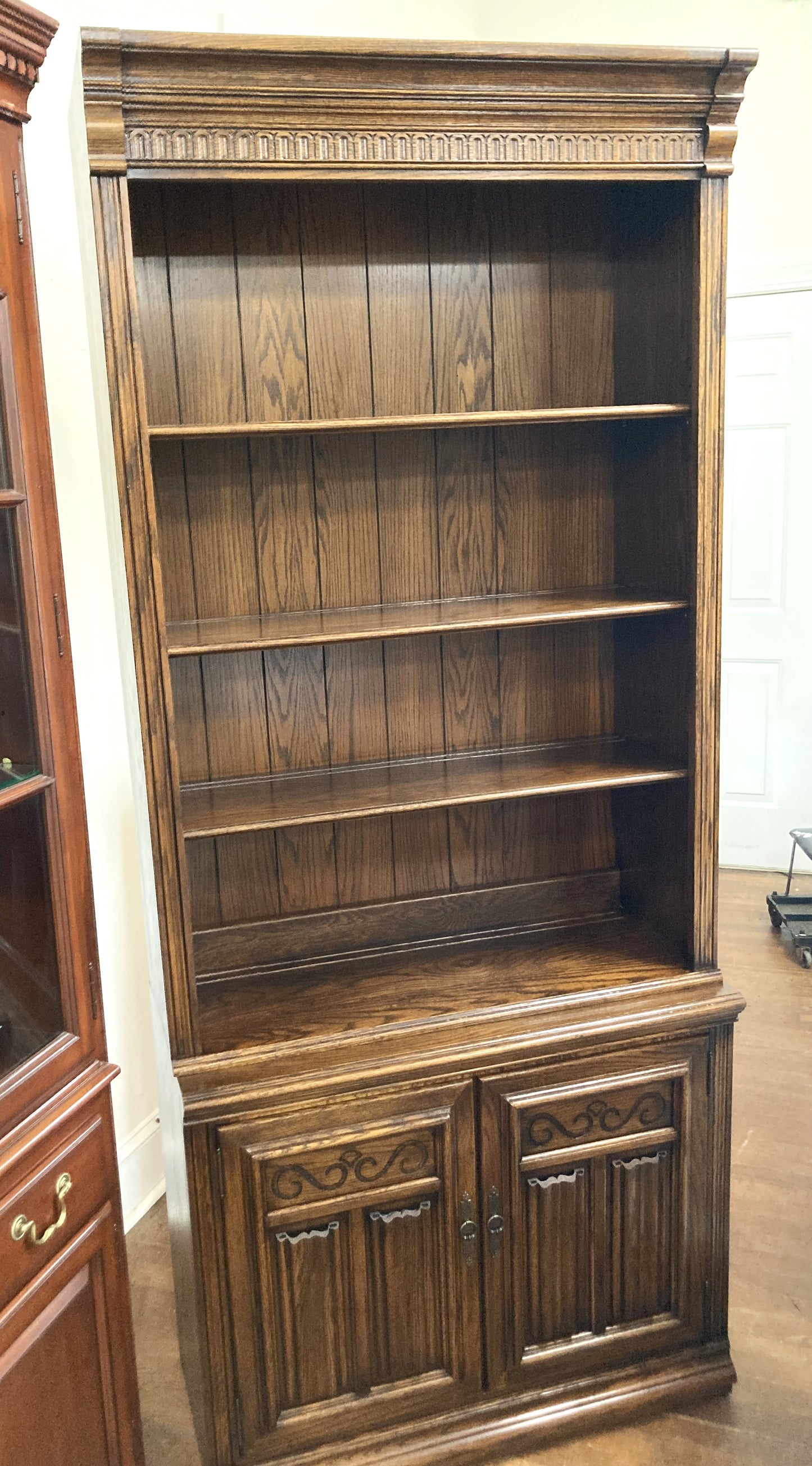 Ethan Allen Bookcase/Display Cabinet